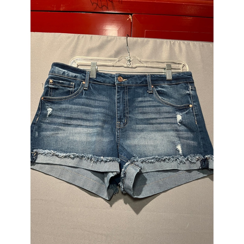 Celebrity Pink The Honey Distressed Denim Shorts Medium Wash Blue Size 11/30